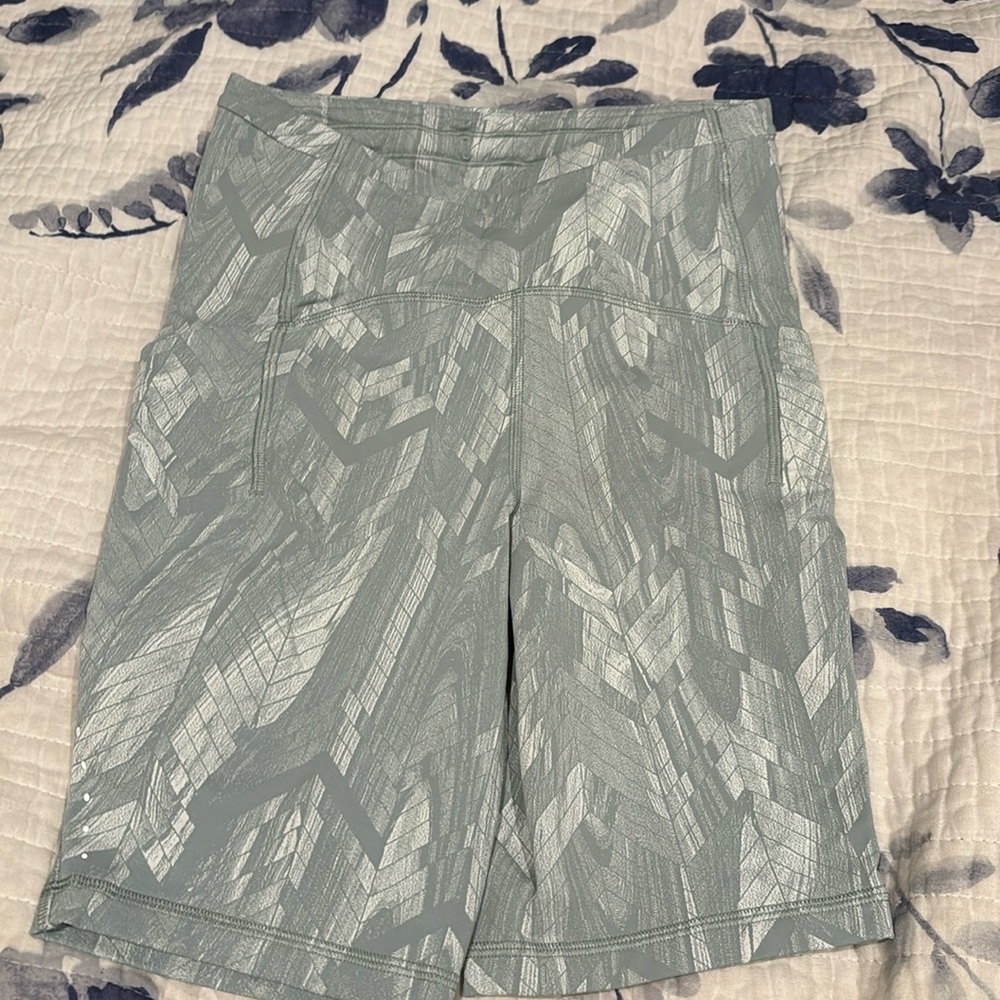 Seafoam Lululemon bike shorts